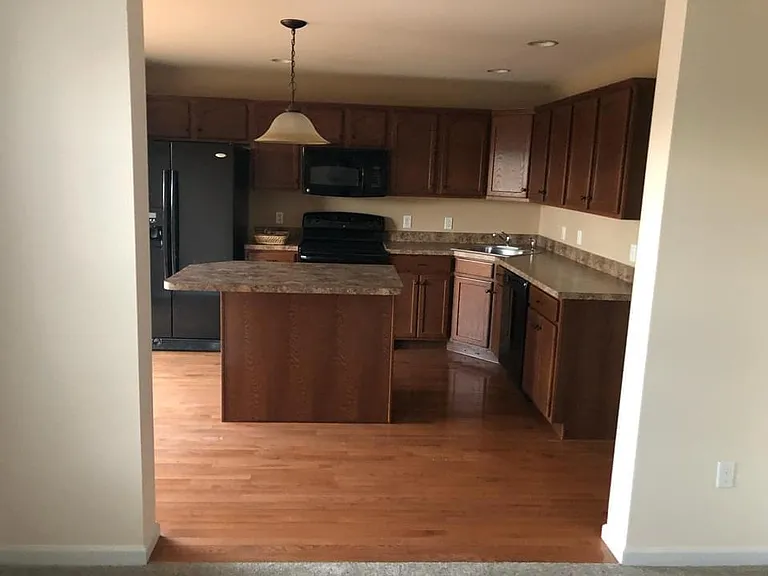 841 N Fork Dr — Photo 3