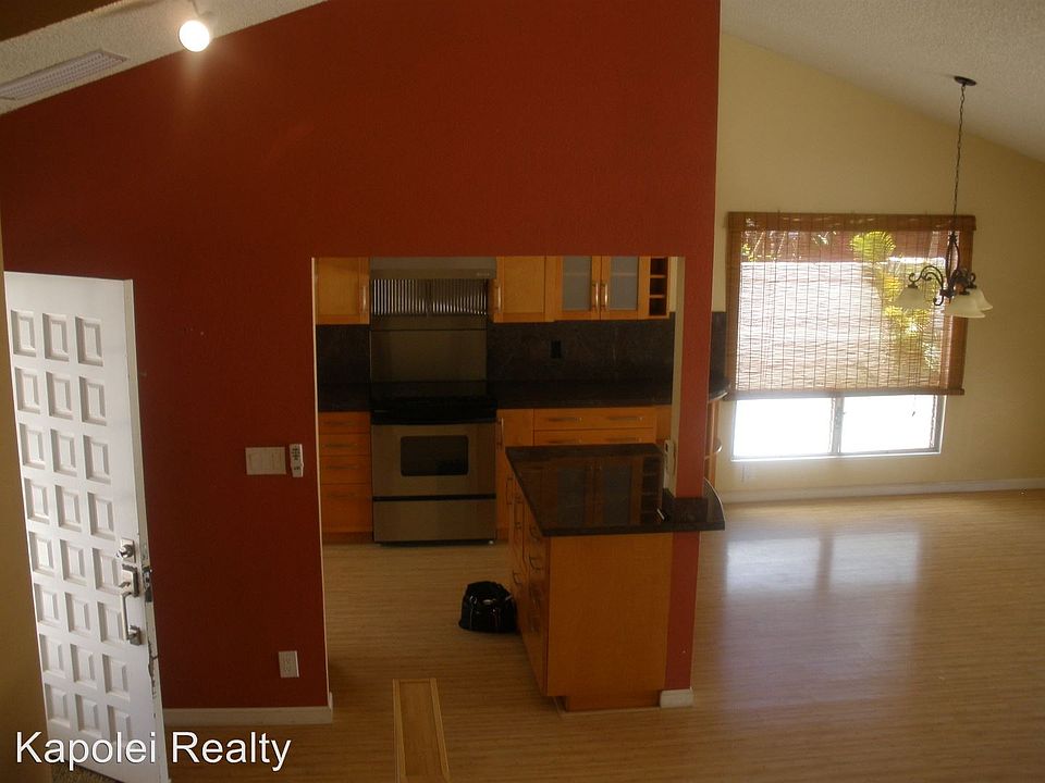 2nd image of 92-1267 Hunekai St