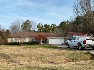 197 Brook Wind Dr, Hazel Green, AL 35750