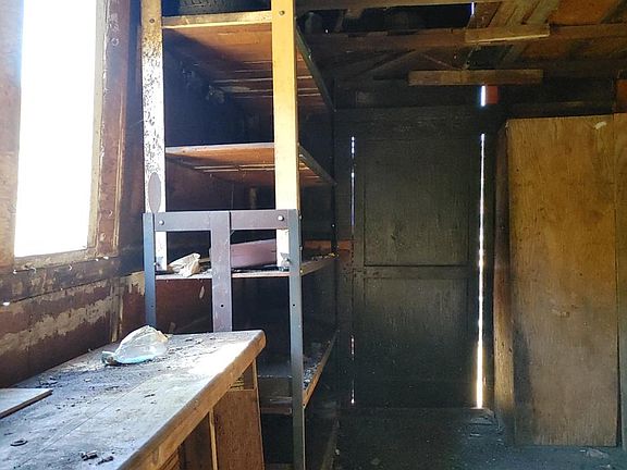 5th image of 374 Lastreto Ave