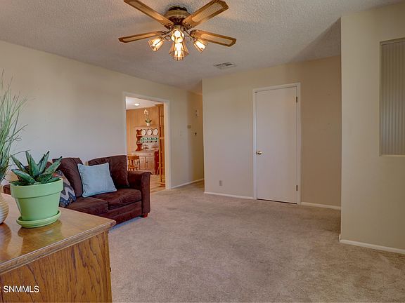 5th image of 2035 Martha Dr