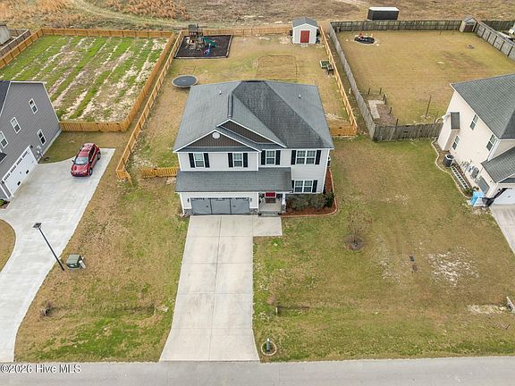 4th image of 118 Cypress Manor Court