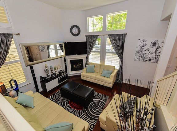 3rd image of 224 Olive Hill Dr