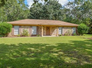 4112 Canal Dr, Mobile, AL 36619
