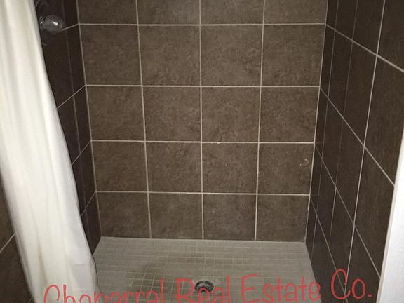 5th image of 402 Bason Dr