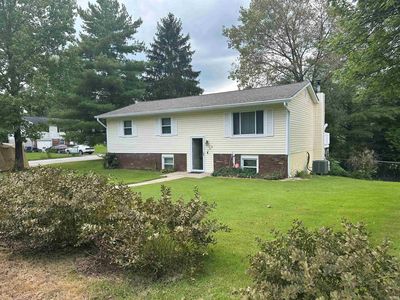 220 N Langley Dr, Ellettsville, IN, 47429