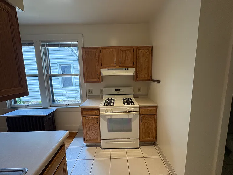 868 Ottawa Ave #1 — Photo 4