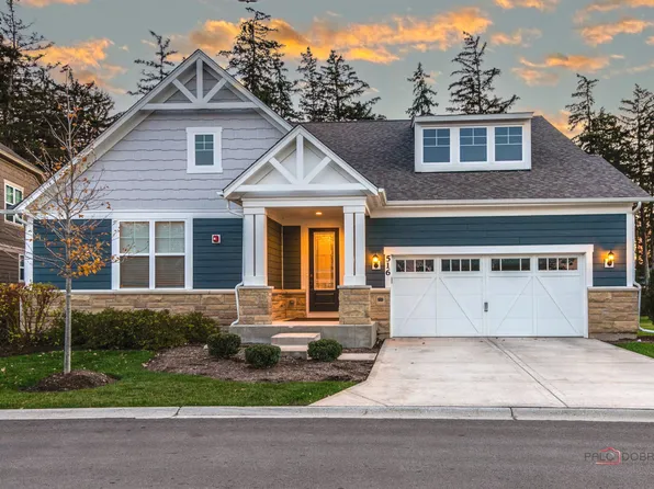 516 Council Cir, Vernon Hills, IL 60061