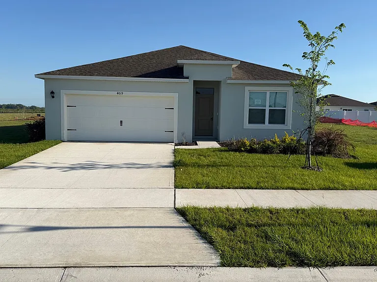 4019 Penelope Ave — Photo 2