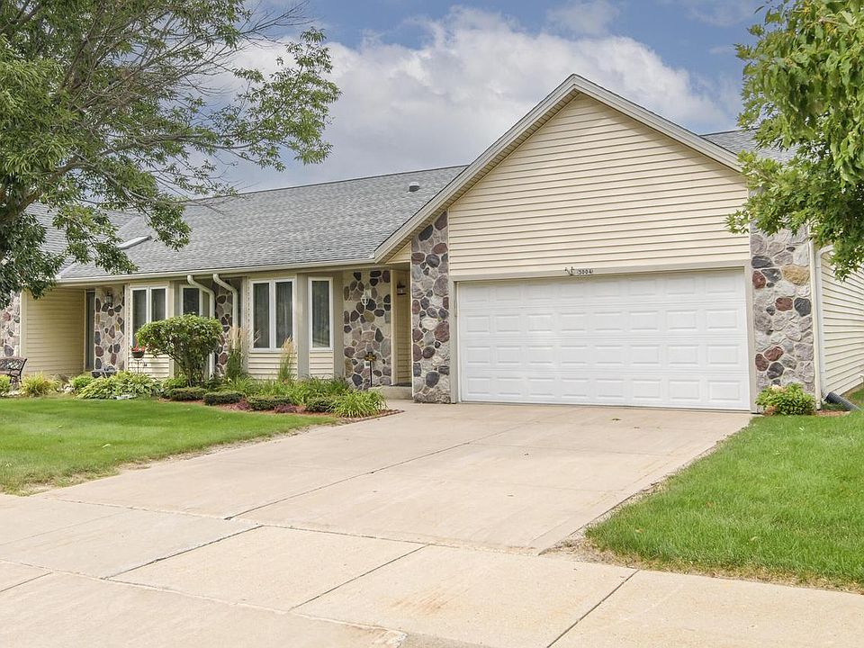 1st image of 3004 Valley AVENUE