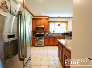 134 Columbia St #2, Brookline, MA 02446