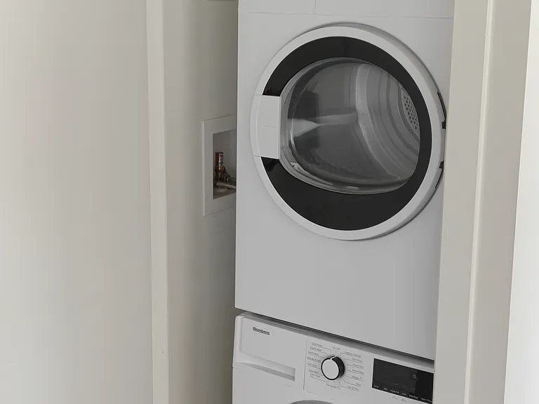 in-unit washer and dryer