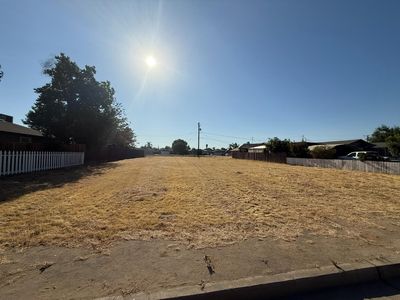 800 N Whitney Ave, Dinuba, CA, 93618