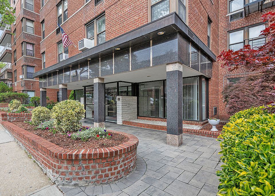 1st image of 67-41 Burns St #2O7