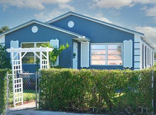 126 S East St, Lake Worth, FL 33460