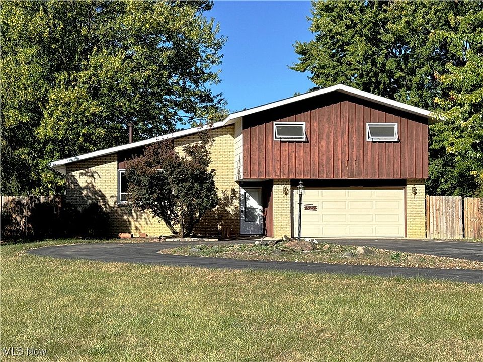 1st image of 922 Sharondale Dr