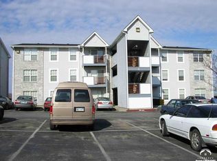 927 Emery Rd APT C304, Lawrence, KS 66044