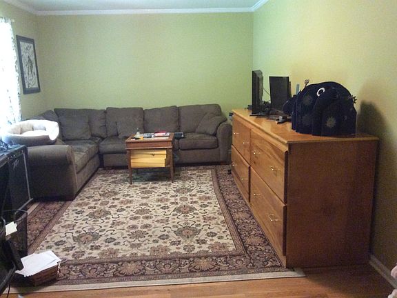 Front livingroom