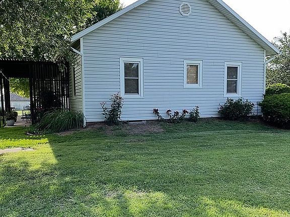 3rd image of 9061 L St