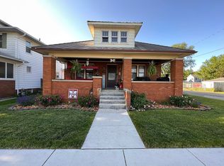 214 E 10th St, Mishawaka, IN 46544