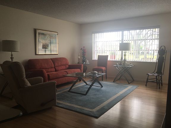 4th image of 8533 N Campanelli Blvd