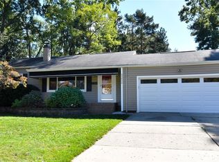 33924 Linden Dr, Solon, OH 44139