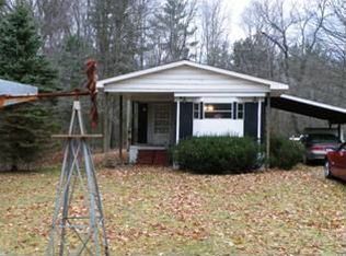 11633 Cline Rd, Ravenna, MI 49451