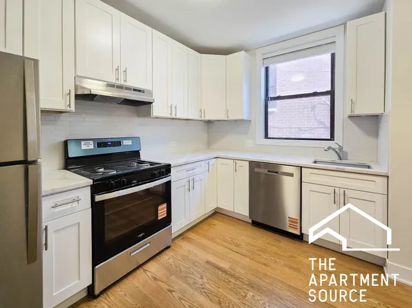 3923 N Keeler Ave #1, Chicago, IL 60641