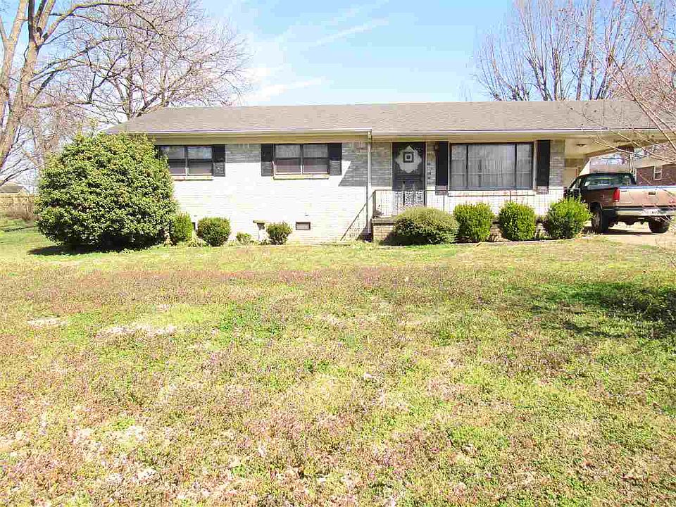 1st image of 1826 Sam Houston Dr