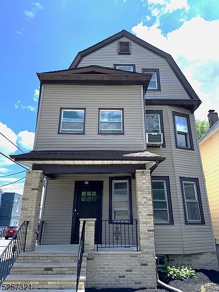 1st image of 68 Crawford St