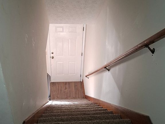 5th image of 1419 Hilton Rd #6