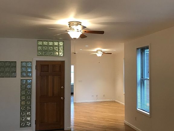 5th image of 25-54 37th St #2R
