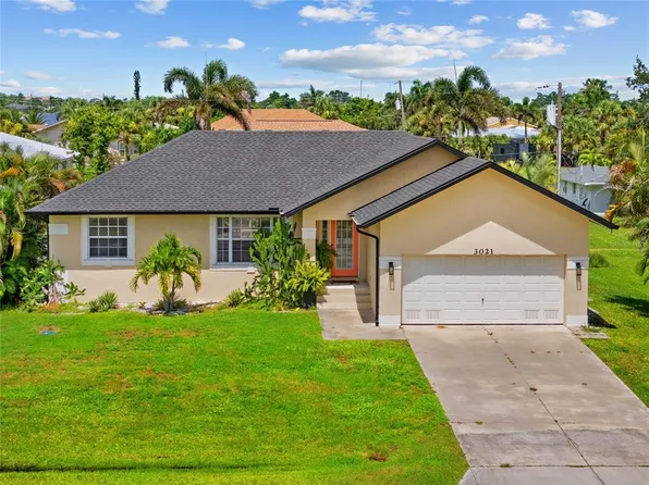 3021 Palm Dr, Punta Gorda, FL 33950