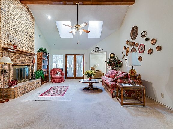 5th image of 3405 Clearview Dr