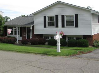 193 Elm Crest Dr, Wheeling, WV