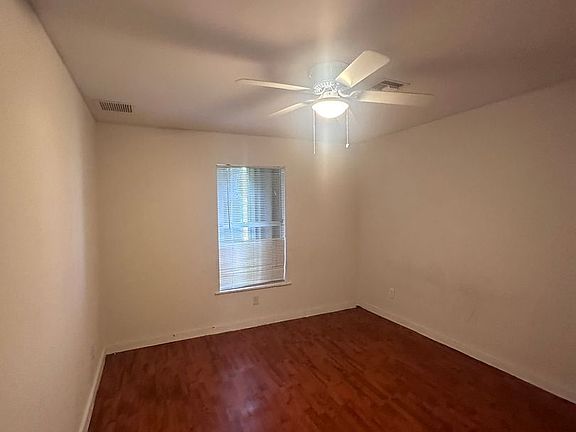 3rd image of 322 Harry Ave S