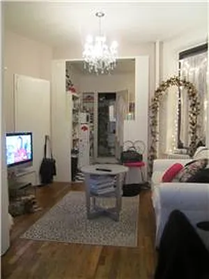 Rented by Barak Realty | media 23