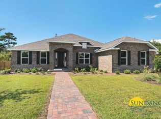 1483 W Shores Blvd, Gulf Breeze, FL 32563