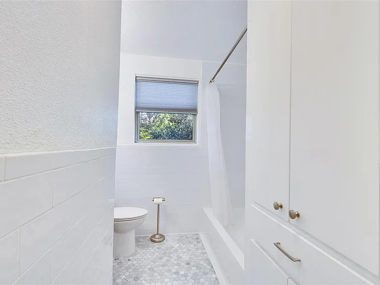 1306 Norwood Rd #A — Photo 16