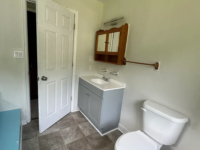 80 Westmoreland Dr — Photo 8