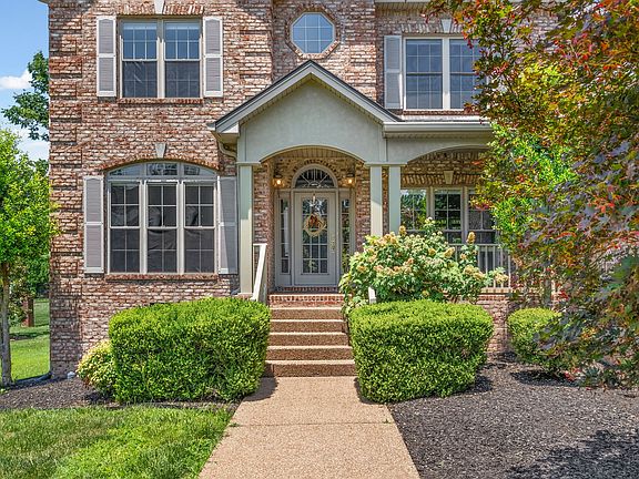 5th image of 817 Salisbury Way