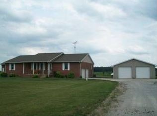 11217 Kramer Rd, Bowling Green, OH 43402