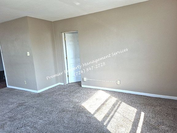 5th image of 703 24th St #2