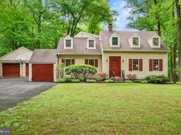 3345 Pine Rd, Huntingdon Valley, PA 19006