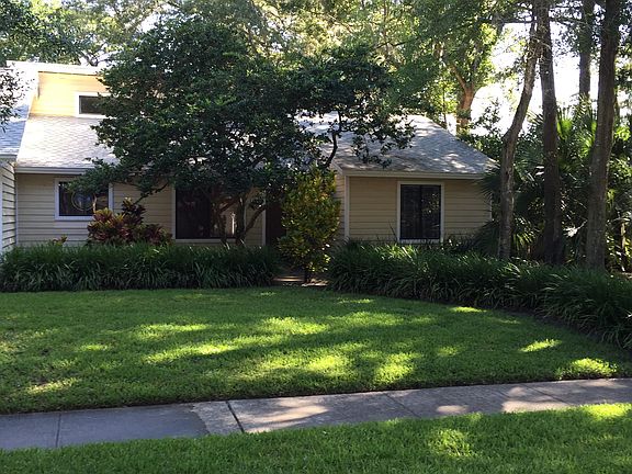 3rd image of 330 Isabella Dr