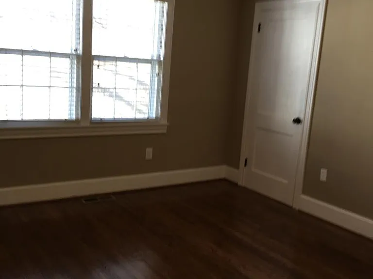 122 Harrington Ave — Photo 13