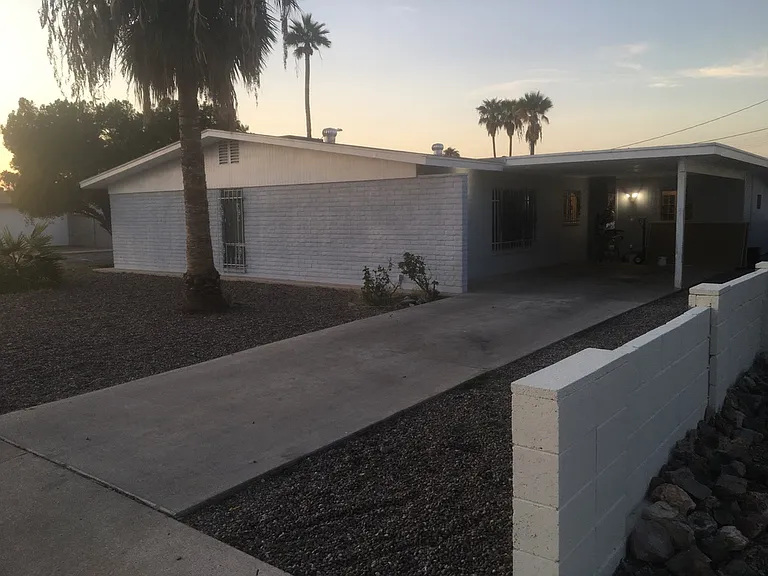 Driveway & Carport