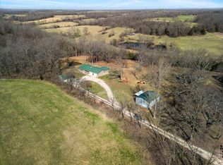 3597 Kemper Rd, Mountain Grove, MO 65711