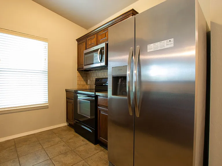 15316 Nightshade Dr — Photo 11