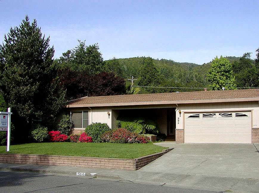 1st image of 504 Nokomis Dr